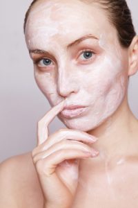Peeling medyczny - innowacyjne rozwiązanie dla skóry w Skierniewicach